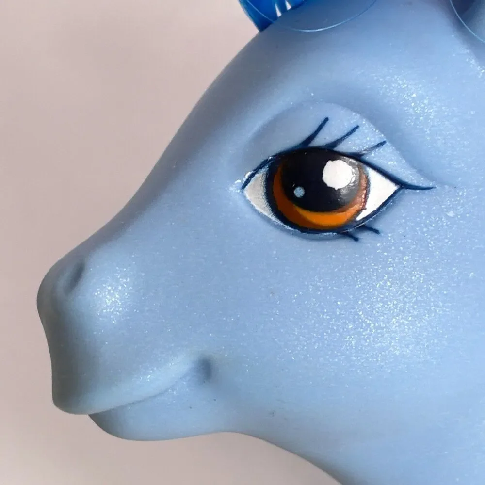 Vintage G3 My Little Pony Marshmellow Coco Winter Target Exclusive Hasbro 2004